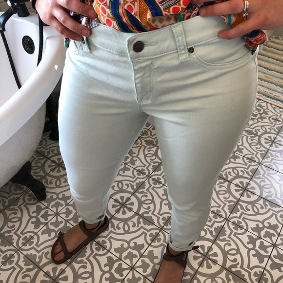 Light blue jeans - Picture 1 of 4